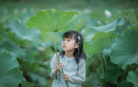 男孩午时出生是吉兆吗？揭晓午时生男孩的两种命运